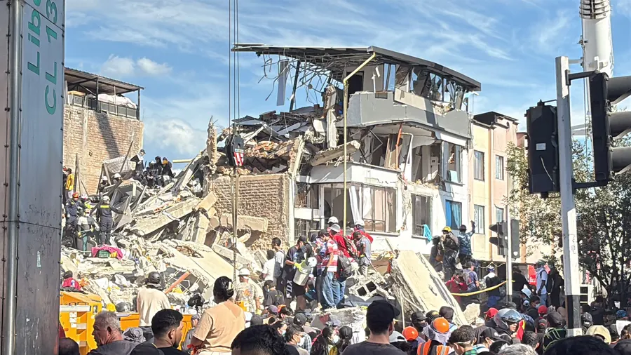 Distribución de alimentos en Pereira tras el sismo